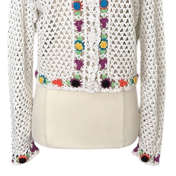 Vintage Hand Knit 3D Floral Crocheted Cardigan Cropped Bohemian Girly Size Large - Picture 4 of 16